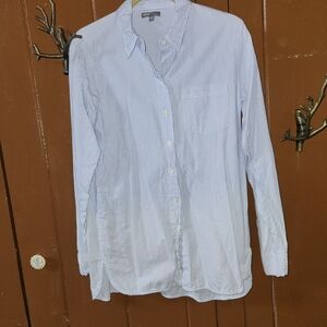 GAP Light Blue Striped Women's Button Down Shirt